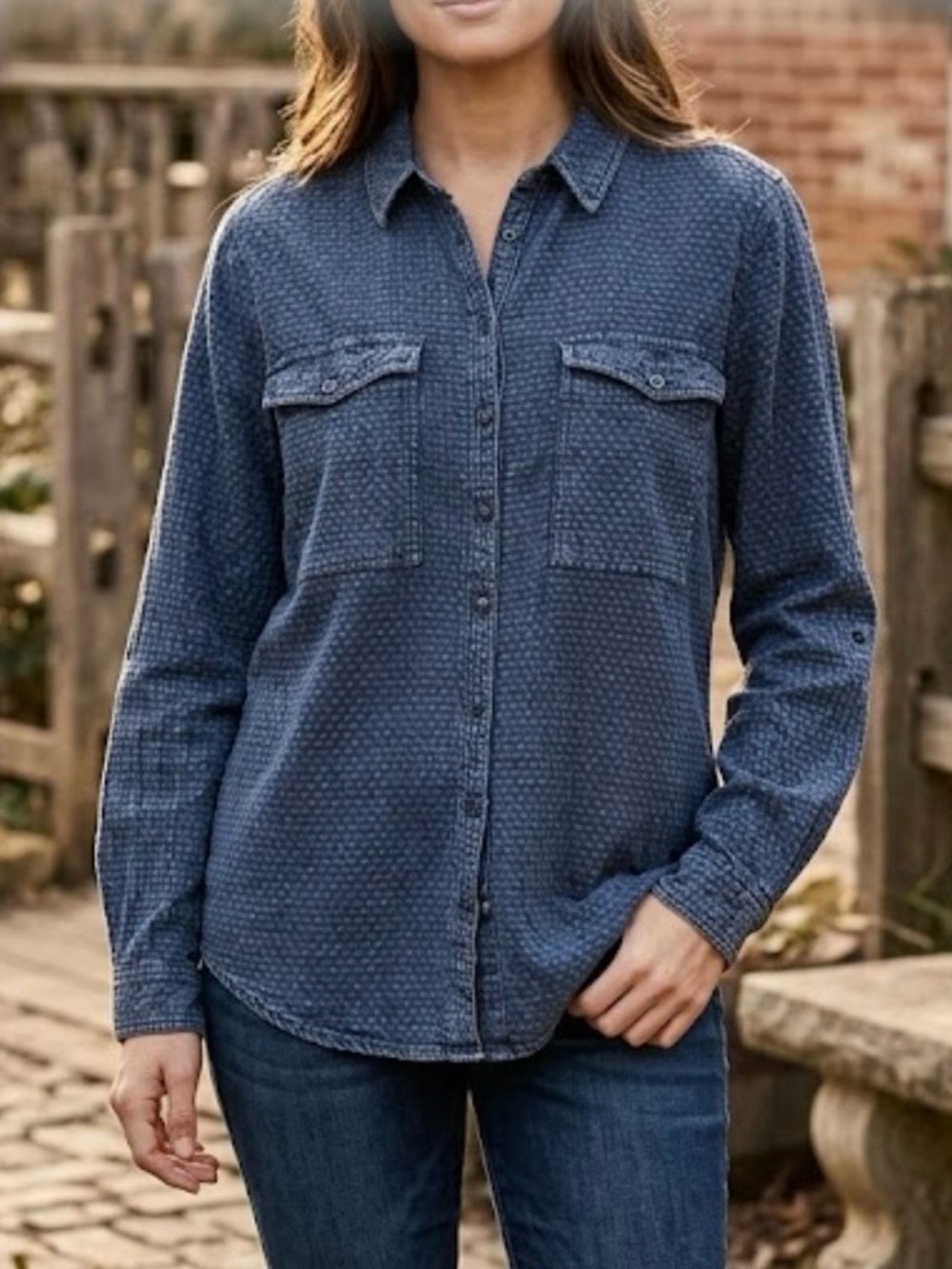 Anthropologie Pilcro Textured button down blouse chest pockets blue large